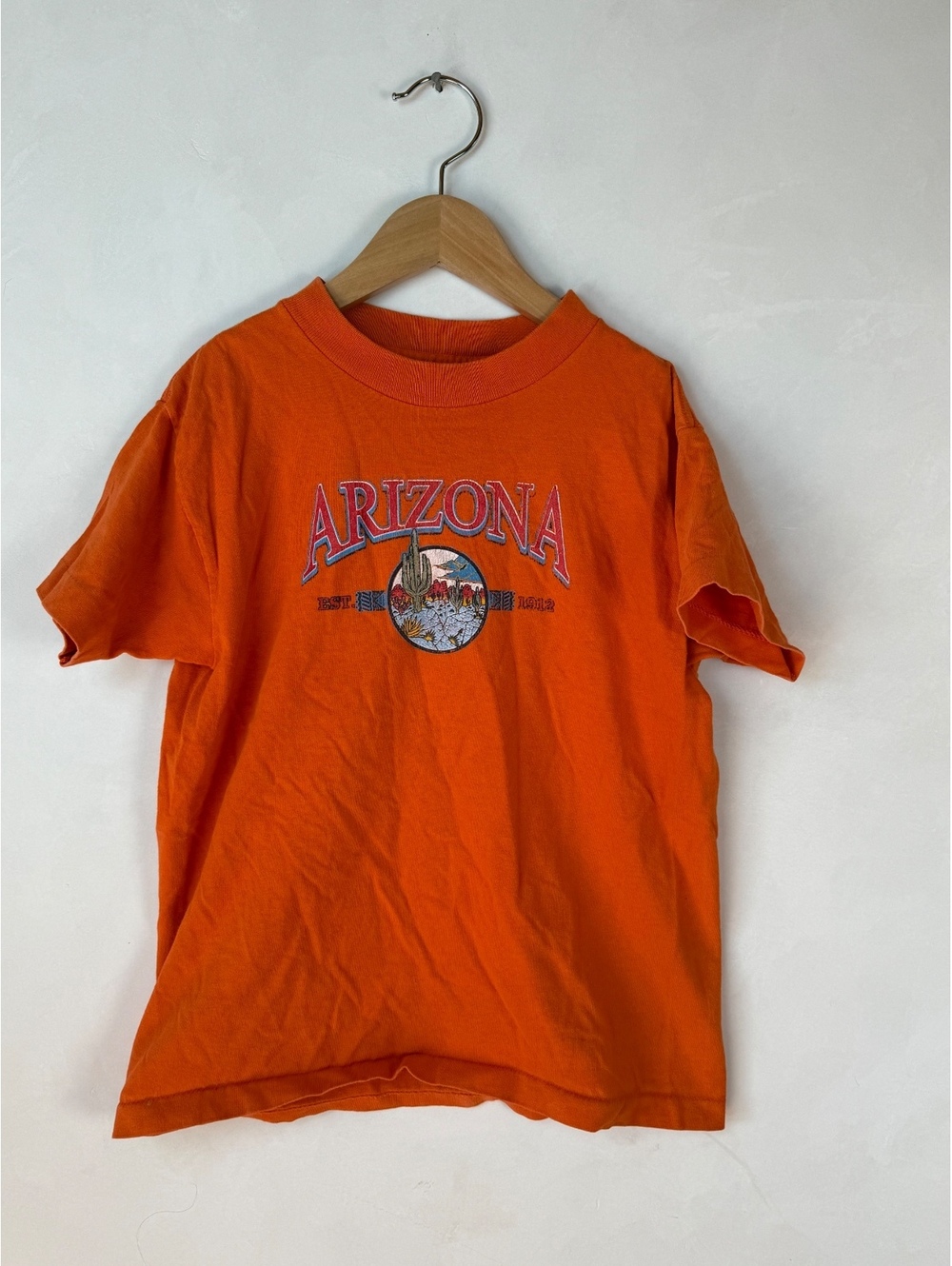 Kids size small Orange Arizona Graphic T-Shirt